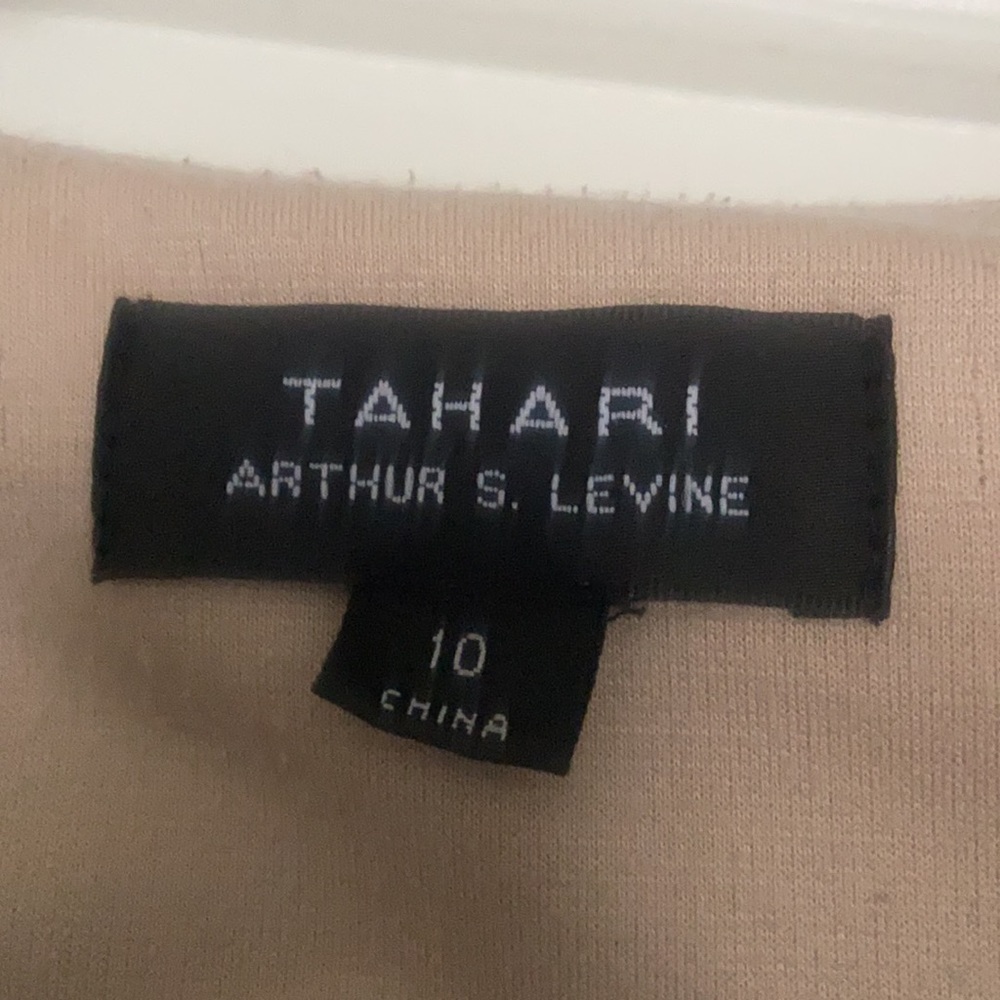 Tahari jacket - Picture 2 of 4